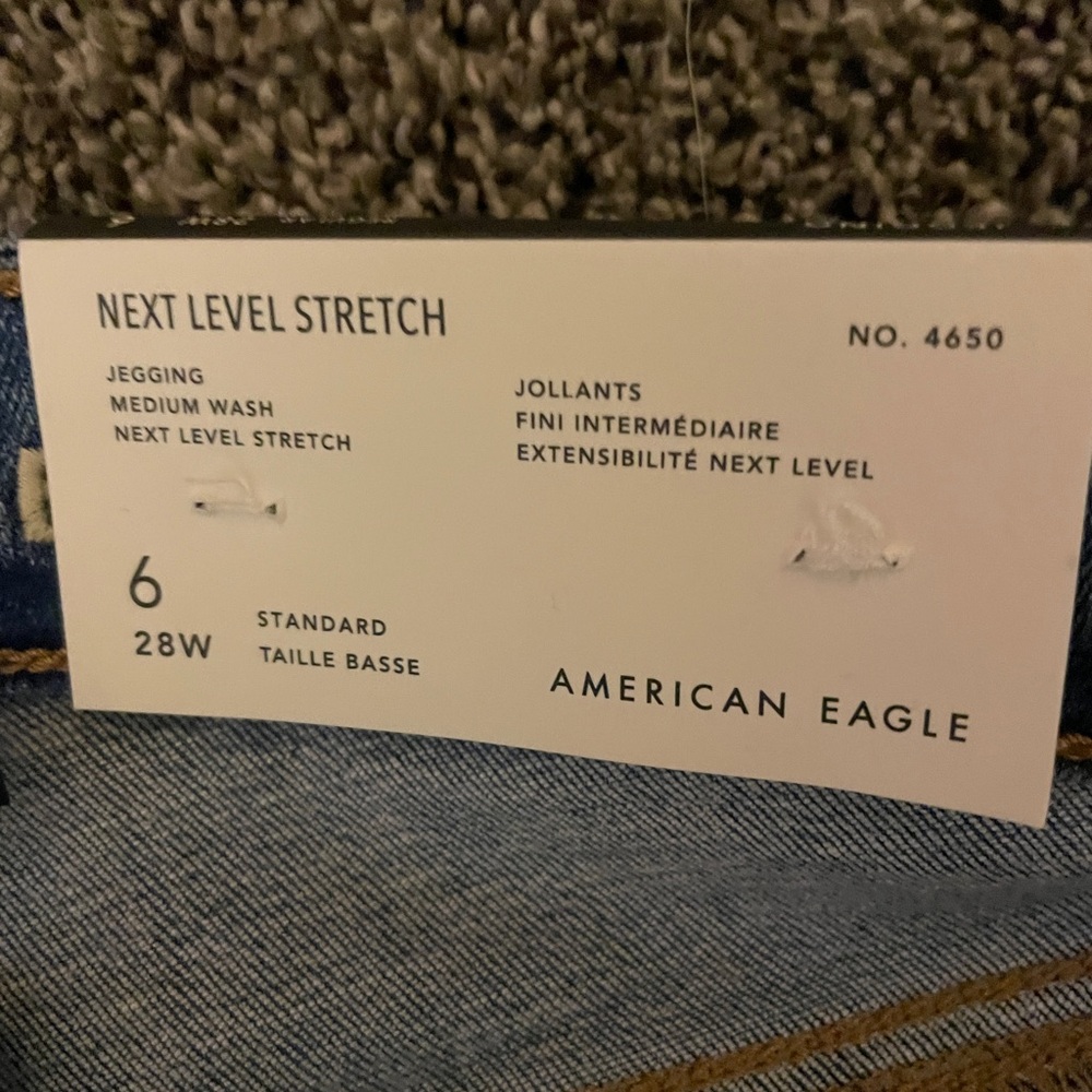 Womens American Eagle Next Level Stretch Jeggings. Never worn. NWT